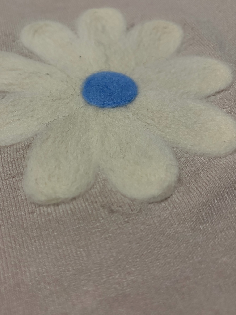 Aaeda 3D Daisy Flower Sweater Women’s Large Ivory Floral V Neck - Picture 4 of 4
